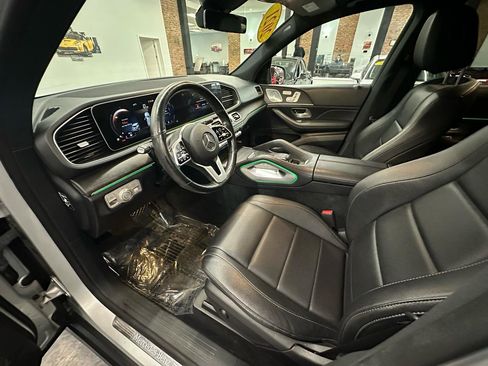 Used 2021 Mercedes-Benz GLE 350 4MATIC w/ Premium Package image 19