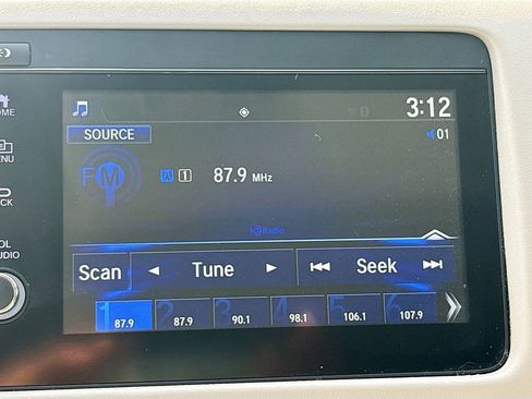 Used 2021 Honda HR-V EX image 14