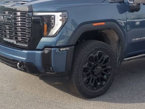 New 2026 GMC Sierra 2500 Denali Ultimate image 14