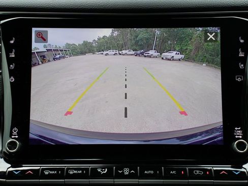 New 2026 Jeep Grand Wagoneer L Limited AWD/4WD image 10
