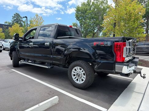 Used 2019 Ford F250 XL w/ STX Appearance Package AWD/4WD image 2