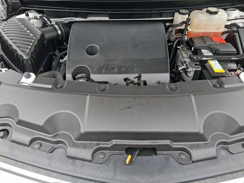 Used 2023 Chevrolet Traverse LT w/ LT Premium Package image 31