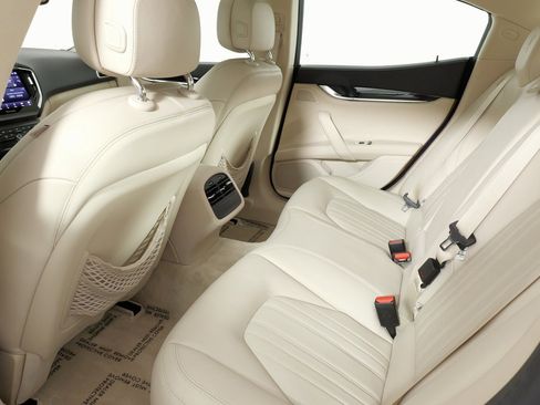 Used 2022 Maserati Ghibli Modena image 41