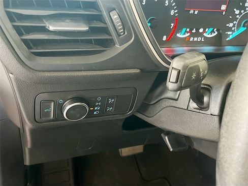 Used 2022 Ford Escape SE w/ SE Sport Appearance Package image 10