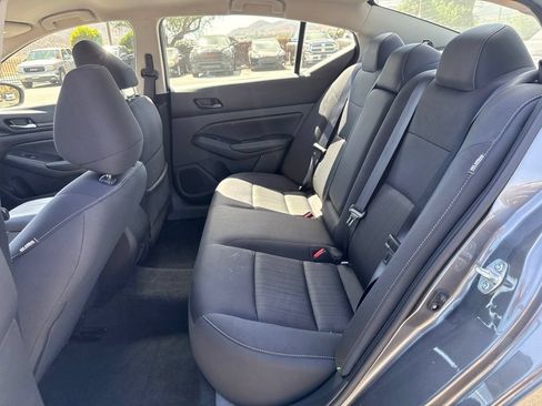 Used 2024 Nissan Altima 2.5 SV FWD image 19
