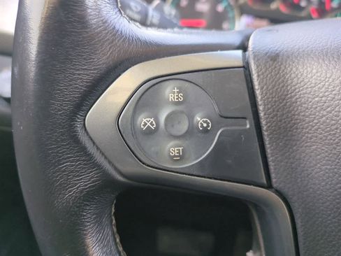 Used 2017 Chevrolet Suburban LS image 23