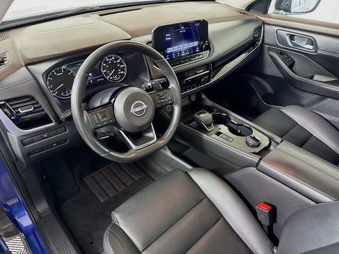 Certified 2022 Nissan Rogue SL w/ SL Premium Package image 9