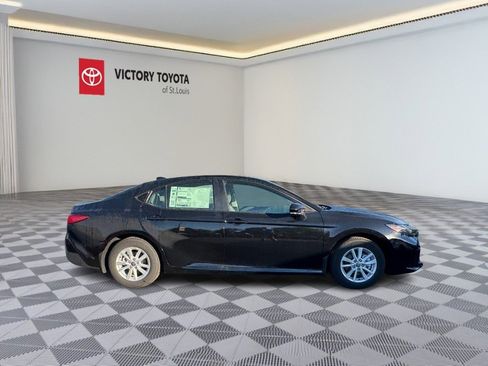 New 2026 Toyota Camry LE image 2