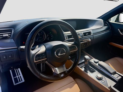 Used 2018 Lexus GS 350 F Sport RWD image 9