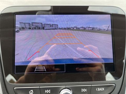 Used 2024 Chevrolet Malibu LT image 27