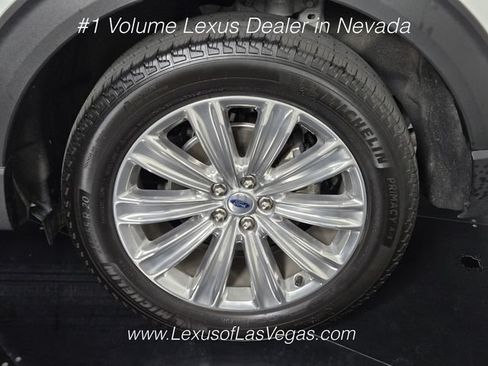 Used 2024 Ford Explorer Limited w/ Limited Technology Package AWD/4WD image 11