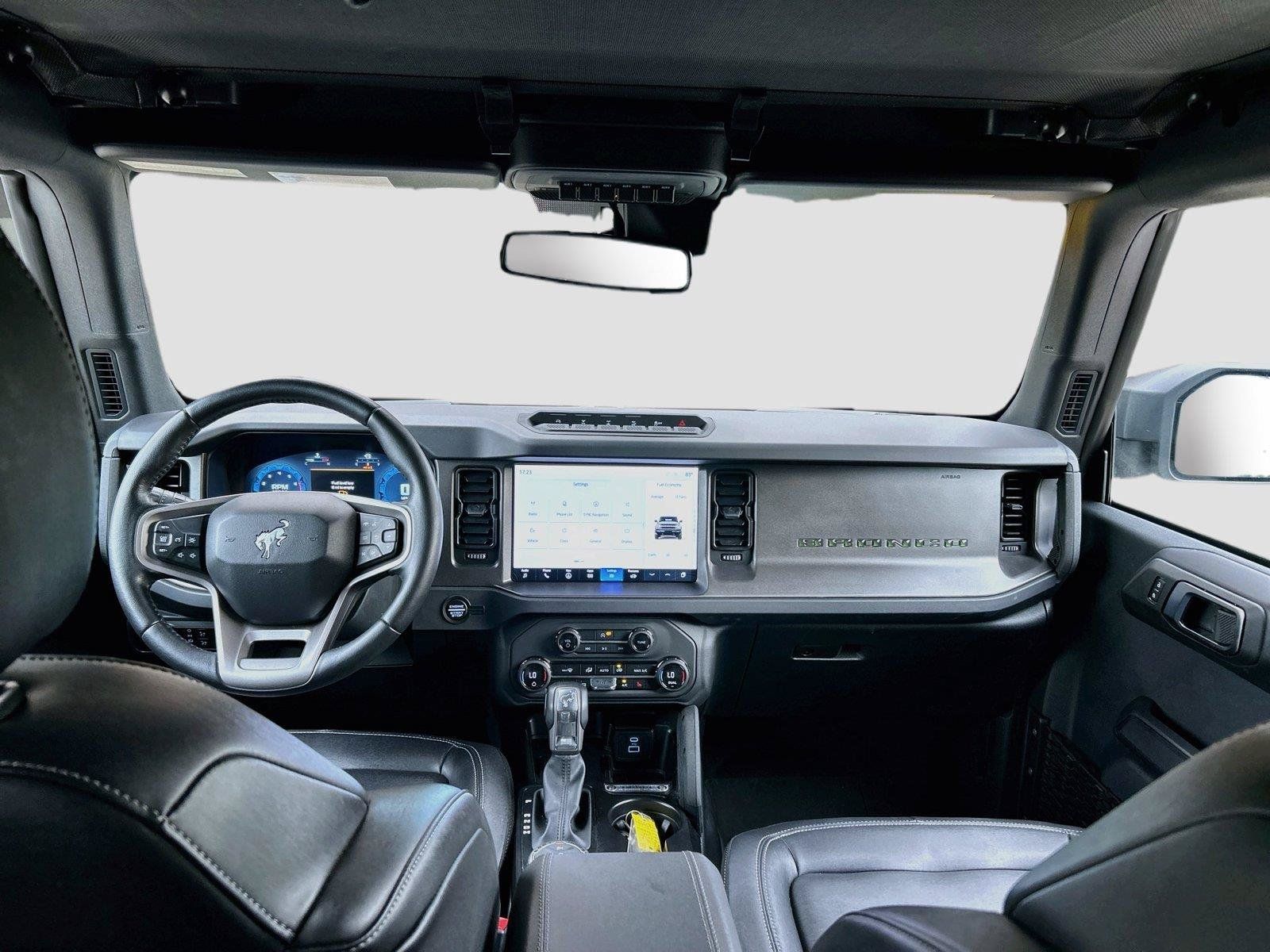 Used 2025 Ford Bronco Badlands w/ Sasquatch Package AWD/4WD image 17
