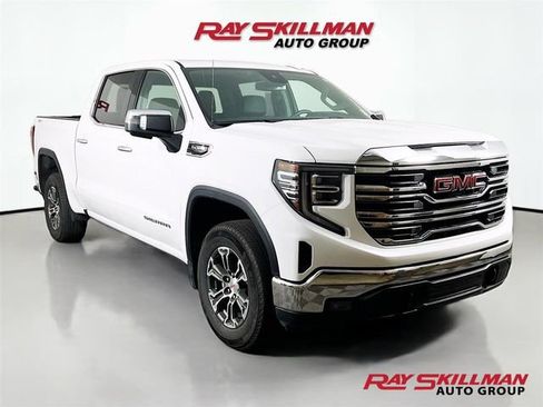 Used 2026 GMC Sierra 1500 SLT AWD/4WD image 1