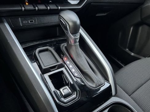 Used 2023 Chevrolet Colorado LT w/ LT Convenience Package image 16