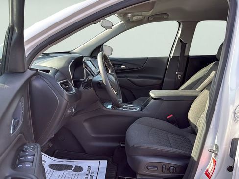 Used 2022 Chevrolet Equinox LT image 20