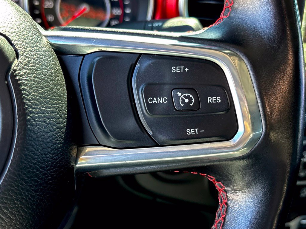 Used 2022 Jeep Gladiator Rubicon w/ Cold Weather Group AWD/4WD image 15