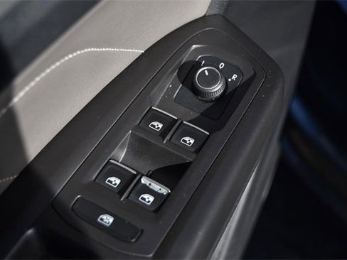 Certified 2023 Volkswagen Atlas SE w/ Panoramic Sunroof Package image 8