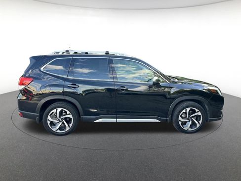 Used 2022 Subaru Forester Touring AWD/4WD image 8