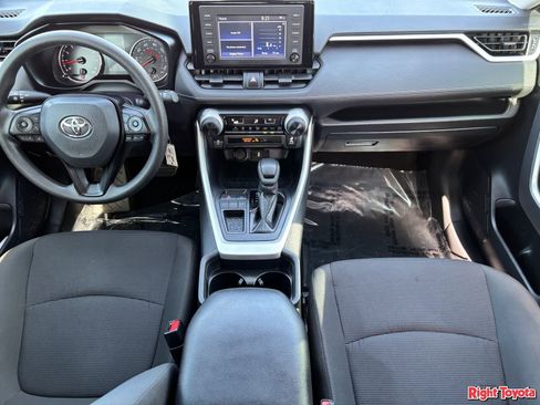 Certified 2019 Toyota RAV4 LE w/ Carpet Mat Package FWD image 17