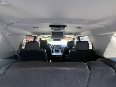 Used 2020 Cadillac Escalade ESV Luxury AWD/4WD image 26