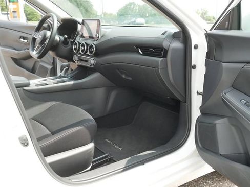 Used 2024 Nissan Sentra SV FWD image 20