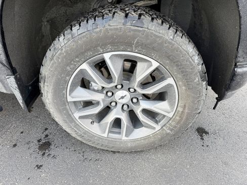 Used 2019 Chevrolet Silverado 1500 RST w/ All-Star Edition image 11