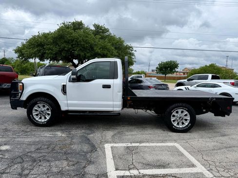 Used 2021 Ford F350 XLT RWD image 6