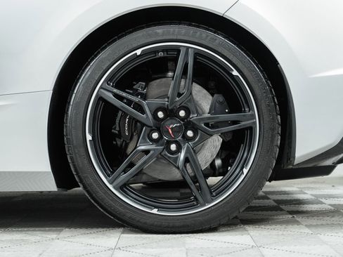 Used 2021 Chevrolet Corvette Stingray Premium Conv w/ Battery Protection Package image 36