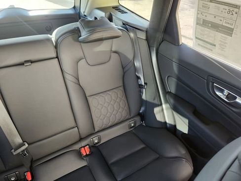 New 2026 Volvo XC60 B5 Plus w/ Climate Package image 15