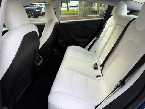 Used 2021 Tesla Model 3 Long Range AWD/4WD image 18