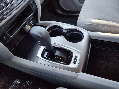 Used 2019 Honda Pilot EX image 25