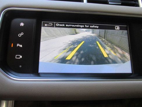 Used 2016 Land Rover Range Rover Sport HSE image 82