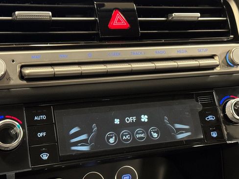 New 2026 Genesis G70 2.5T RWD image 20