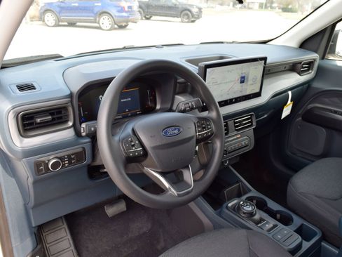 New 2026 Ford Maverick XL image 17