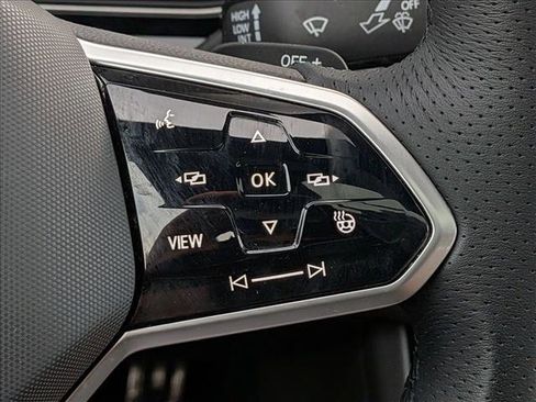 Used 2025 Volkswagen Jetta GLI Autobahn FWD image 16