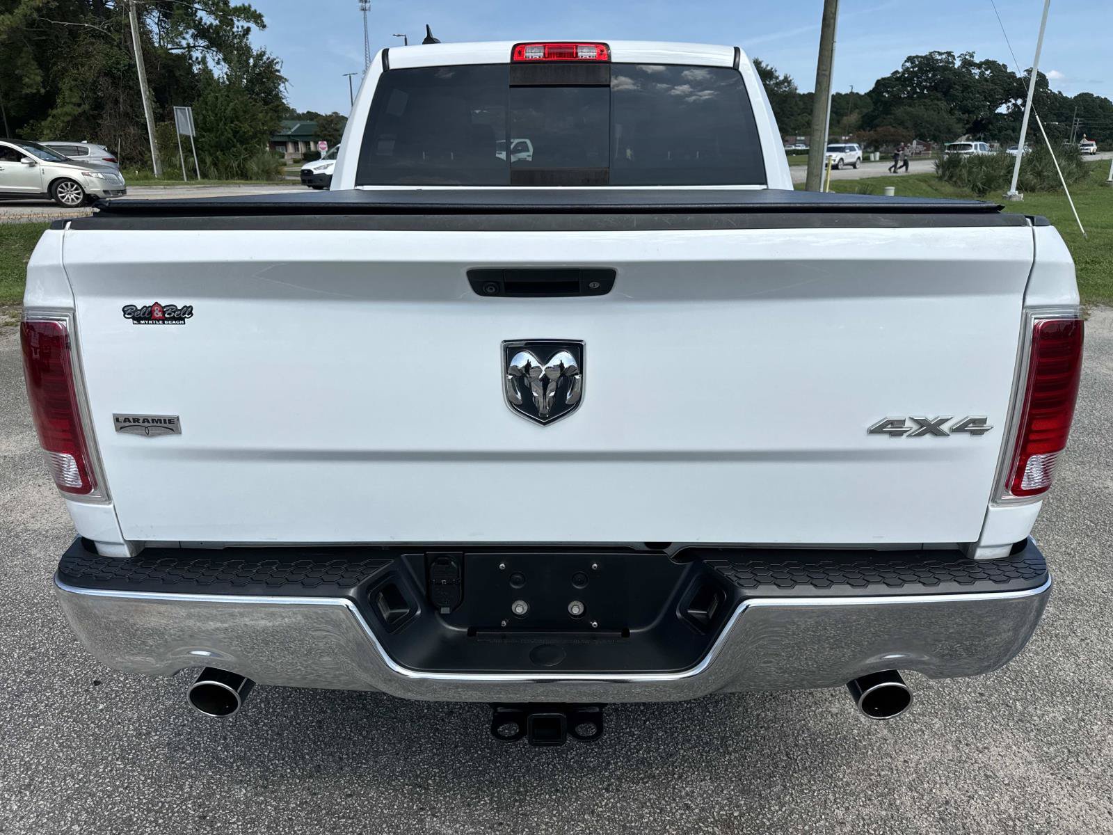 Used 2017 RAM 1500 Laramie w/ Convenience Group AWD/4WD image 5