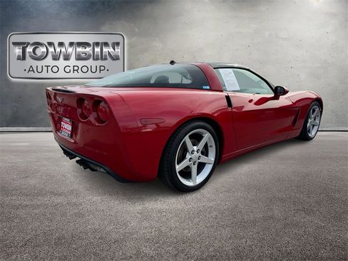 Used 2005 Chevrolet Corvette Coupe w/ Preferred Equipment Group image 4