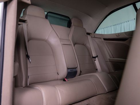 Used 2011 Mercedes-Benz E 350 Cabriolet image 11
