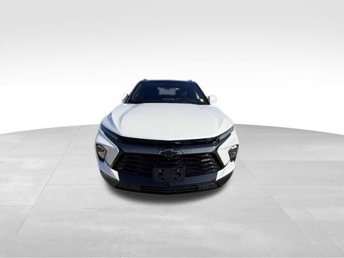 Certified 2023 Chevrolet Blazer RS w/ Driver Confidence II Package AWD/4WD image 2