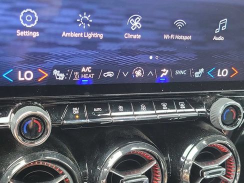 Used 2024 Chevrolet Blazer EV RS AWD/4WD image 27