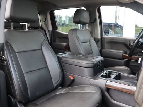 Used 2019 GMC Sierra 1500 SLT w/ SLT Premium Plus Package AWD/4WD image 39