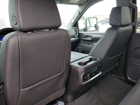 Certified 2024 Chevrolet Silverado 2500 LTZ w/ LTZ Convenience Package image 29