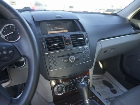 Used 2008 Mercedes-Benz C 300 Sedan image 26