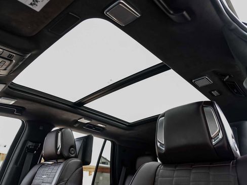 Used 2021 Cadillac Escalade Sport Platinum w/ Heavy-Duty Trailer Package AWD/4WD image 4