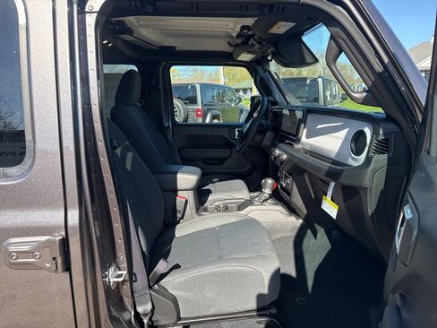 New 2026 Jeep Wrangler Unlimited Sport AWD/4WD image 26