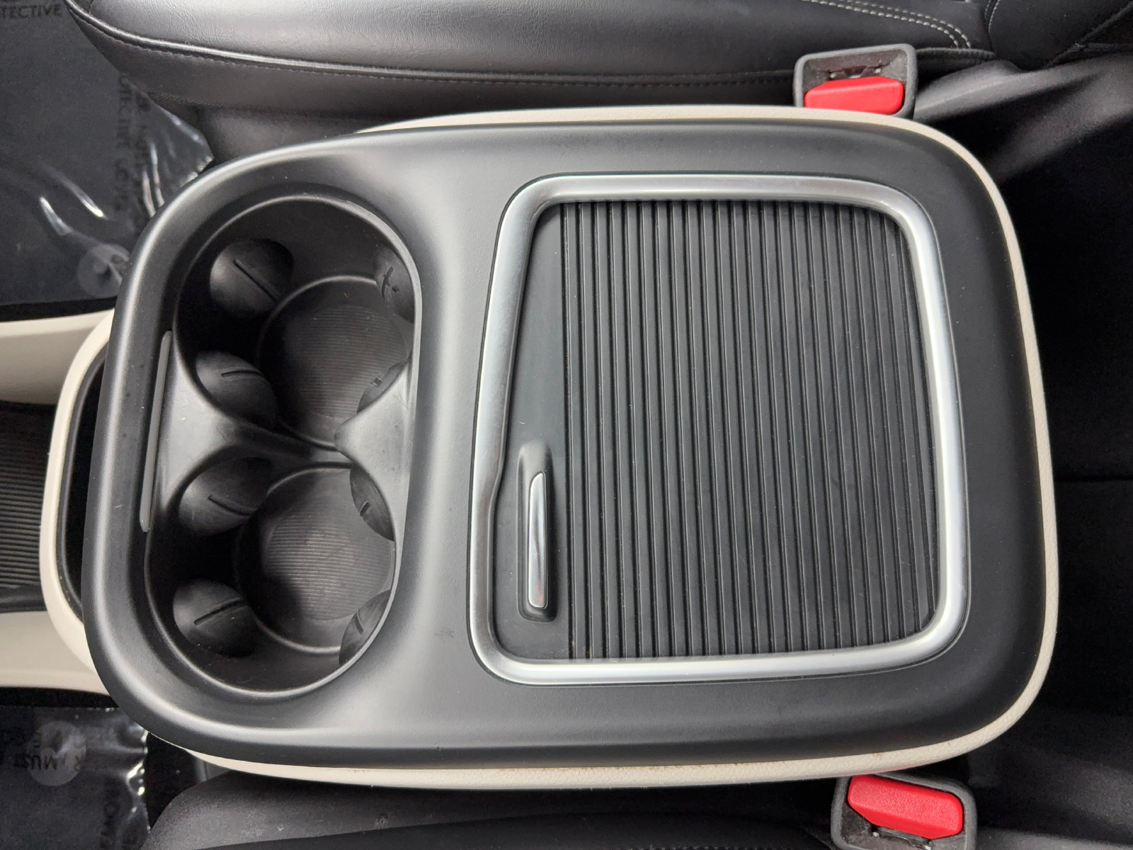 Used 2023 Chrysler Pacifica Touring-L FWD image 30