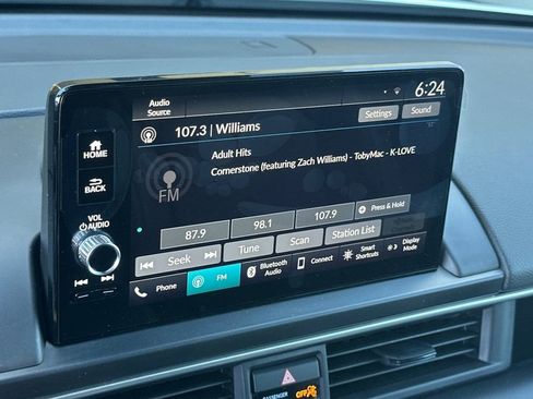 New 2025 Honda Pilot EX-L image 22