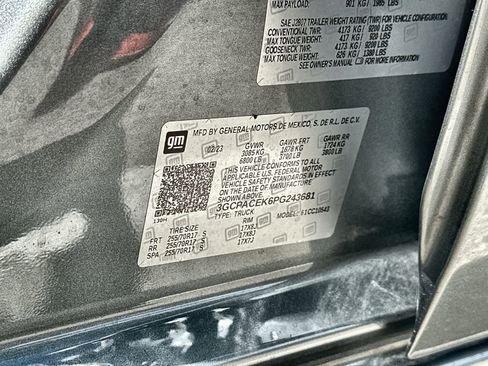 Used 2023 Chevrolet Silverado 1500 LT image 25