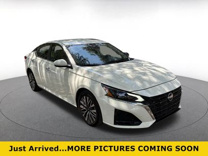 Used 2025 Nissan Altima 2.5 SV