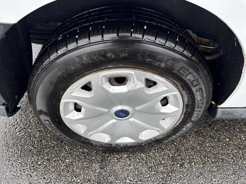 Used 2018 Ford Transit Connect XL FWD image 24